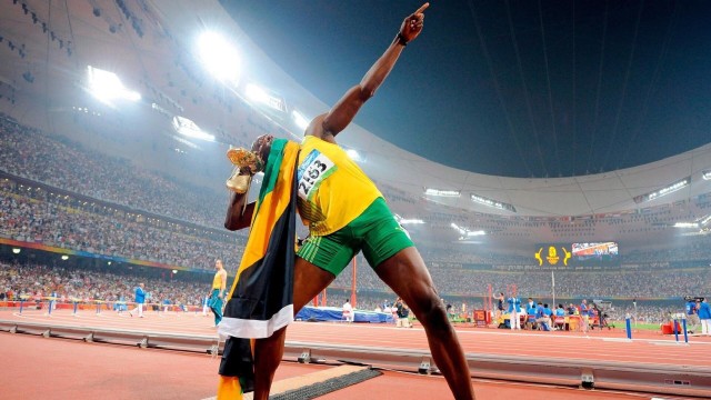 独行侠险胜凯尔特人，东契奇最后一分钟独得8分，独行侠当家球星东契奇